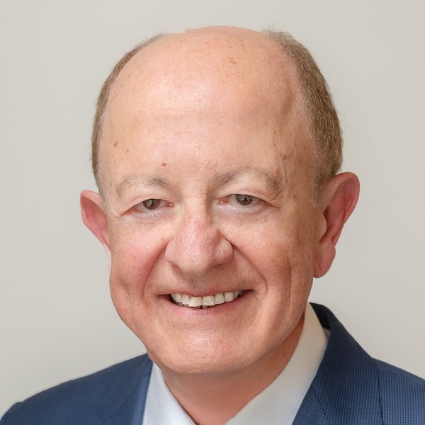 Max Nikias